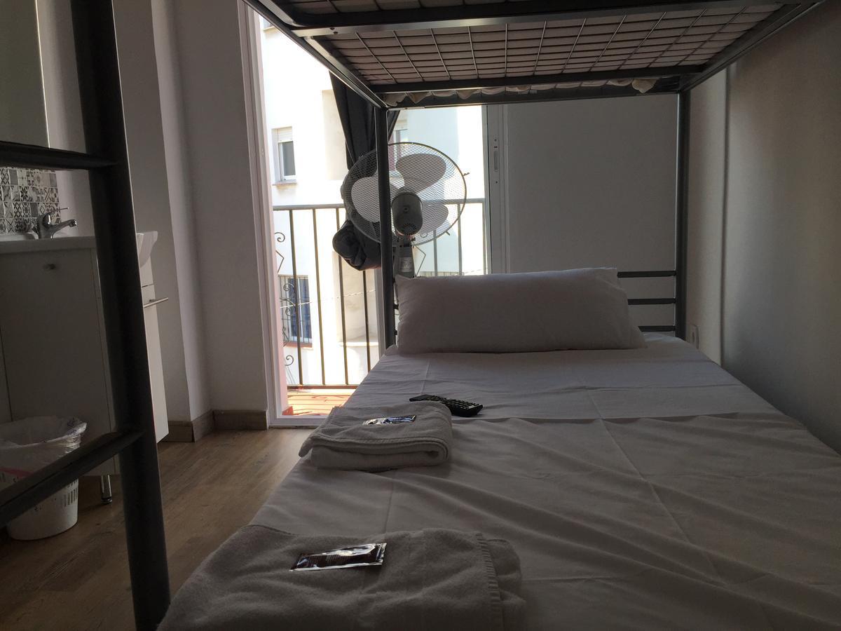 Hostel Bohemia Marbella Exterior photo